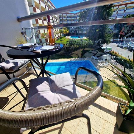 Zarco - Cosy Apartment In Vilamoura With A Balcony With View To The 2 Swimming Pools - Near The Beach & The Marina كوارتيرا المظهر الخارجي الصورة