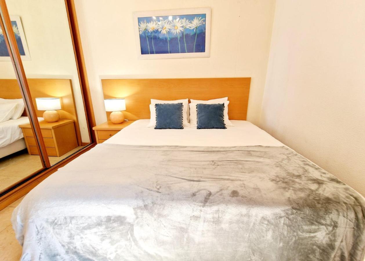 Zarco - Cosy Apartment In Vilamoura With A Balcony With View To The 2 Swimming Pools - Near The Beach & The Marina كوارتيرا المظهر الخارجي الصورة